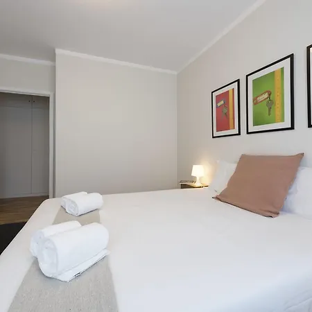 Apartment Lovelystay Family Space Porto