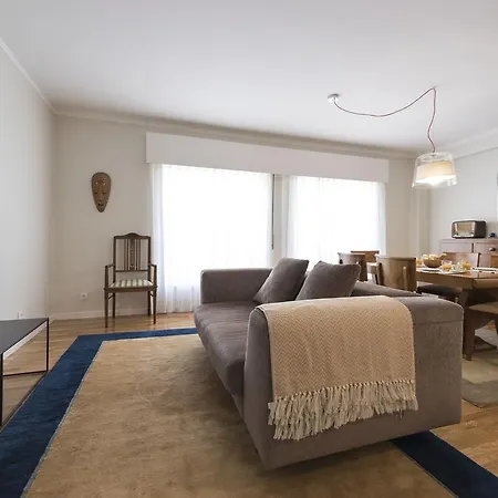 Apartment Lovelystay Family Space Porto