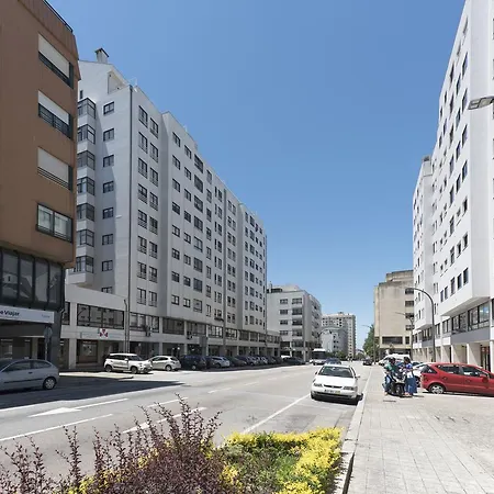 Appartement Lovelystay Family Space Oporto