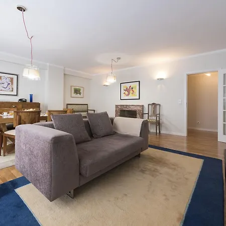 Lovelystay Family Space Apartment