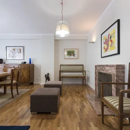Lovelystay Family Space *